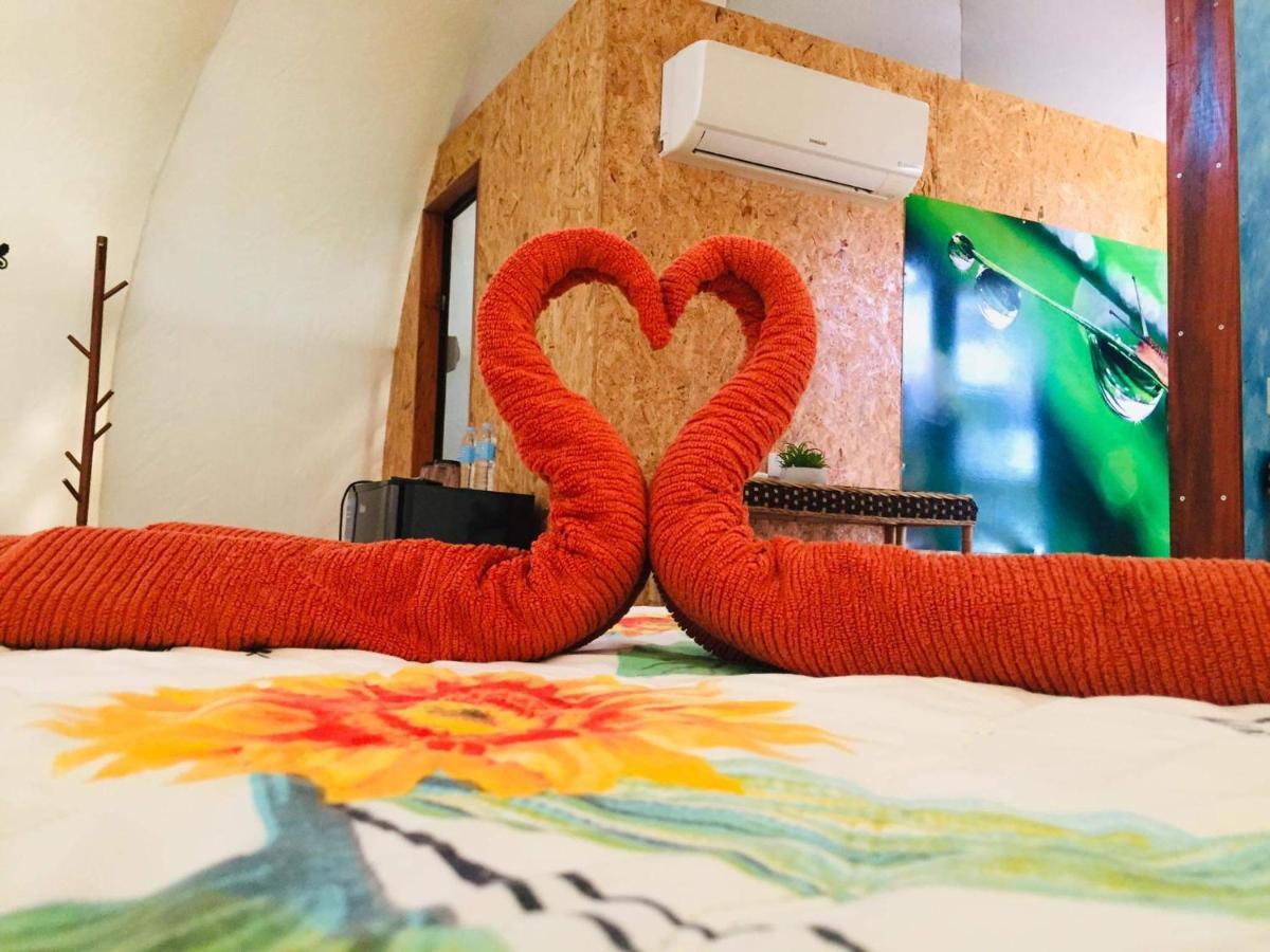 Shenanigans Glamping Resort Zamboanguita  Eksteriør billede