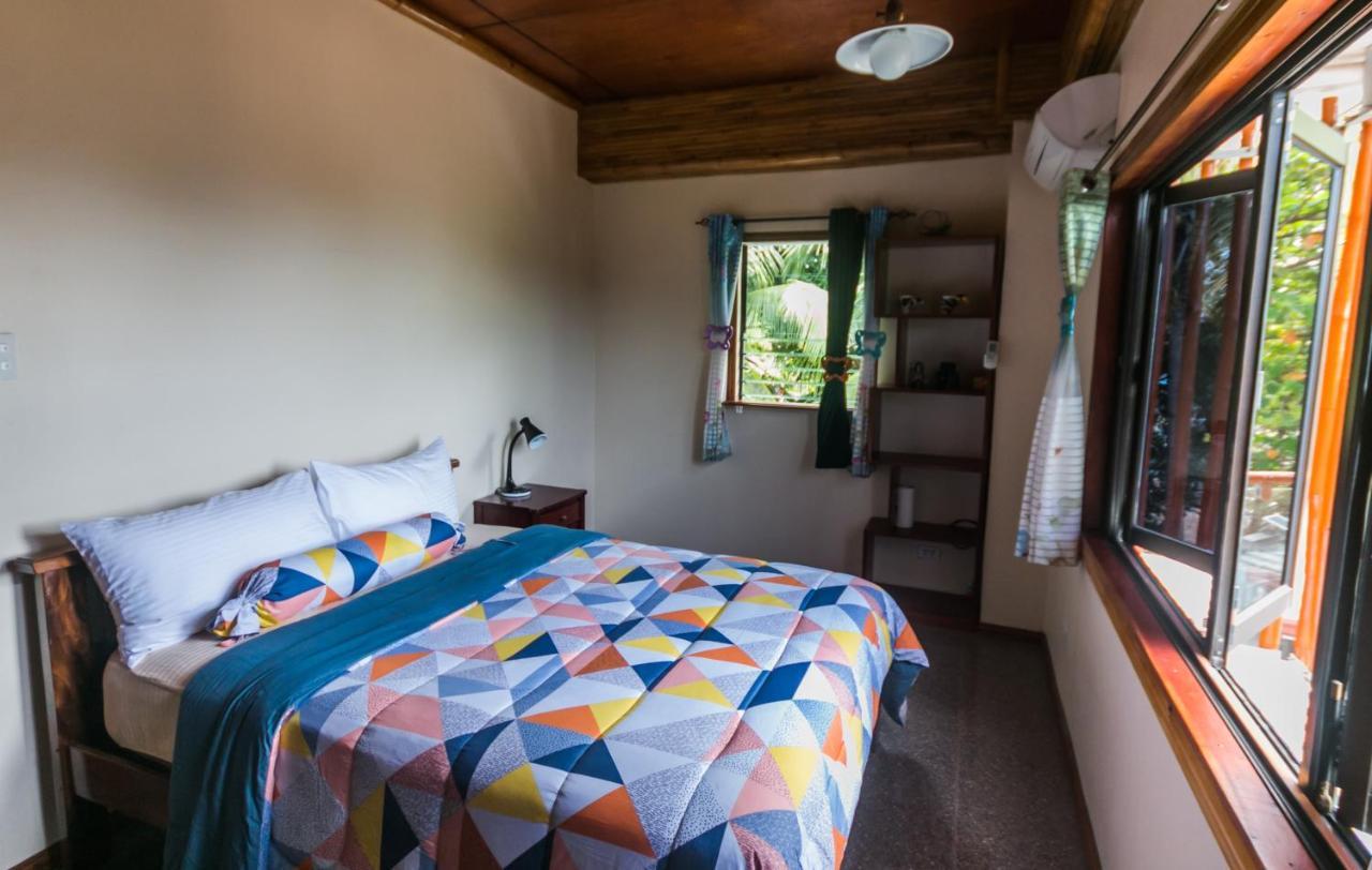 Shenanigans Glamping Resort Zamboanguita  Eksteriør billede